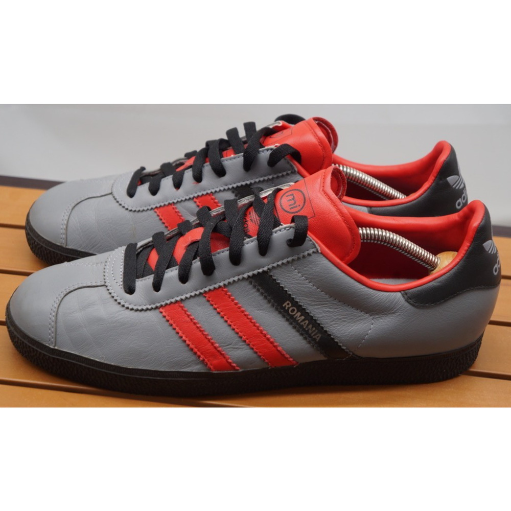 adidas Samba Romania, Size 11.5